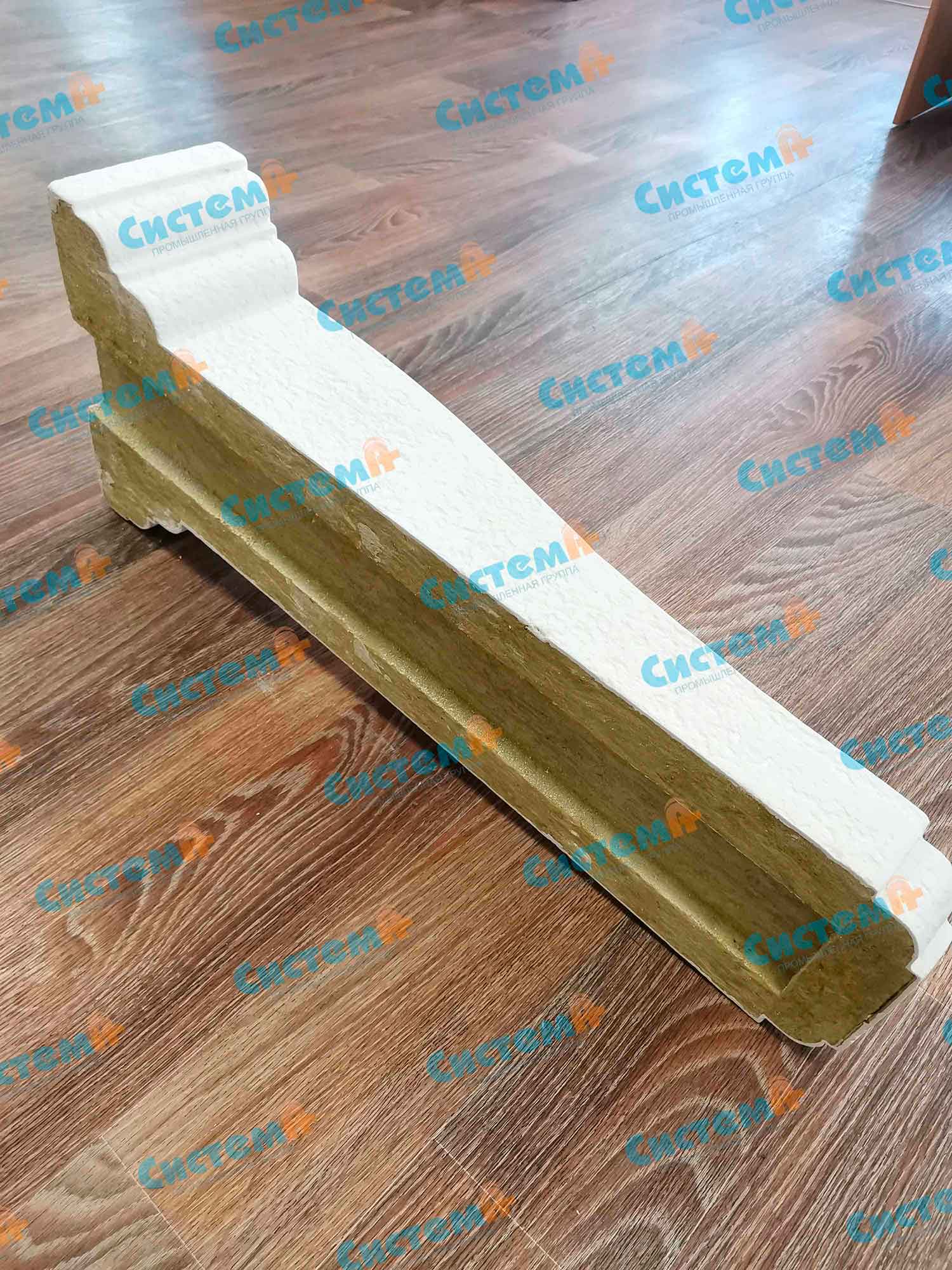 Минераловатные карнизы и кронштейны для оформления фасада школы